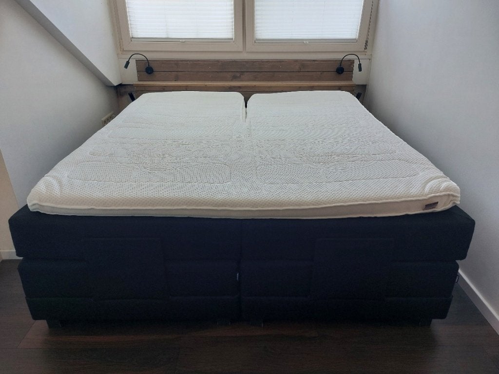 Boxspring Karlsson 180/200, Huis en Inrichting, Slaapkamer | Boxsprings, Ophalen, Gebruikt, Zwart, Tweepersoons