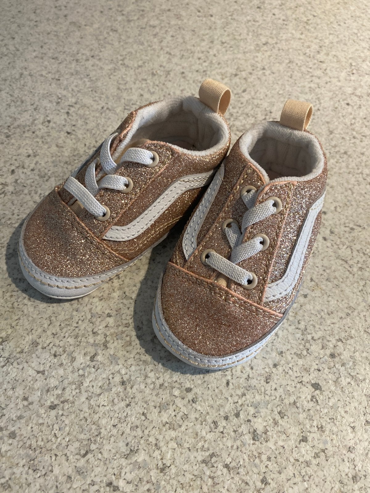 Vans babyschoentjes goud glitter maat 18, Verzenden, Zo goed als nieuw, Meisje, Schoentjes