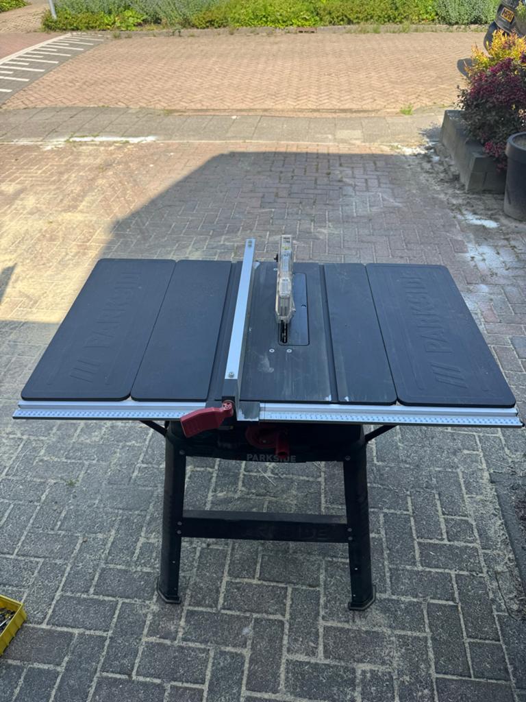 Parkside Zaagtafel, Doe-het-zelf en Verbouw, Gereedschap | Zaagmachines, Gebruikt, Cirkelzaag, 1200 watt of meer, 70 mm of meer