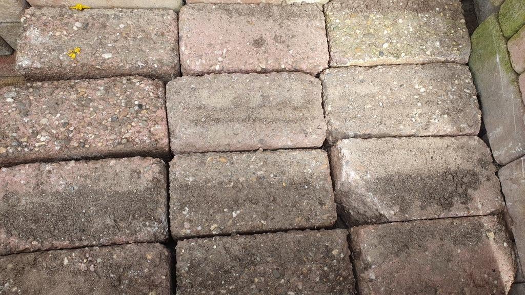 Gratis Klinkers Heide Kleur 10x21x7cm - ca. 100 stuks, Ophalen, Gebruikt, Beton, Klinkers
