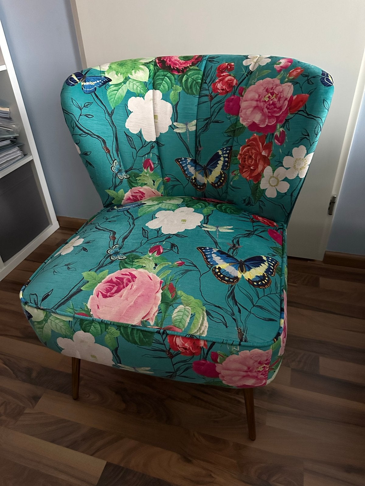 (Nieuw) Unieke fauteuil met bloemen- en vlinderprint, Ophalen, Overige kleuren, Zo goed als nieuw, Eén