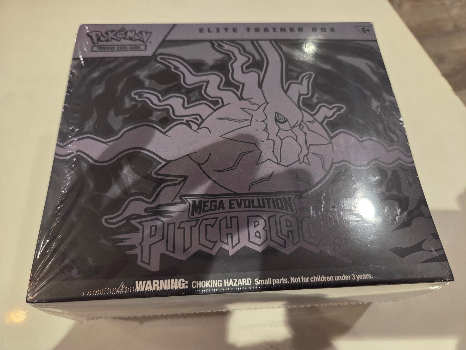Pitch black ETB sealed - nieuw!, Ophalen of Verzenden, Nieuw