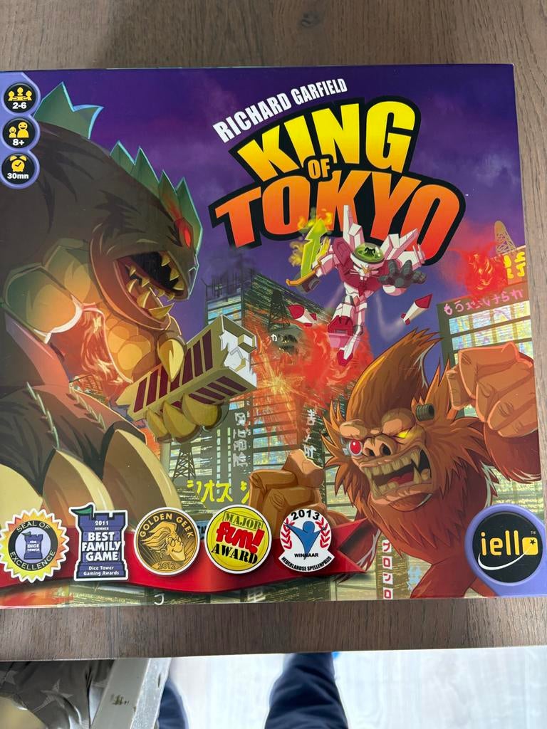King of Tokyo Bordspel - Zo goed als nieuw, Een of twee spelers, Ophalen of Verzenden, Zo goed als nieuw