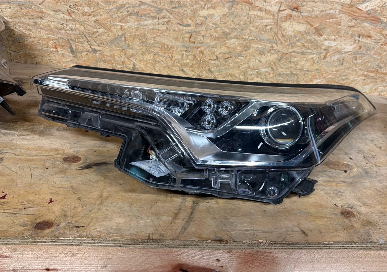 Toyota C-HR (C-HR 16-) koplamp bestuurderskant/links, Auto-onderdelen, Ophalen of Verzenden, Nieuw, Toyota