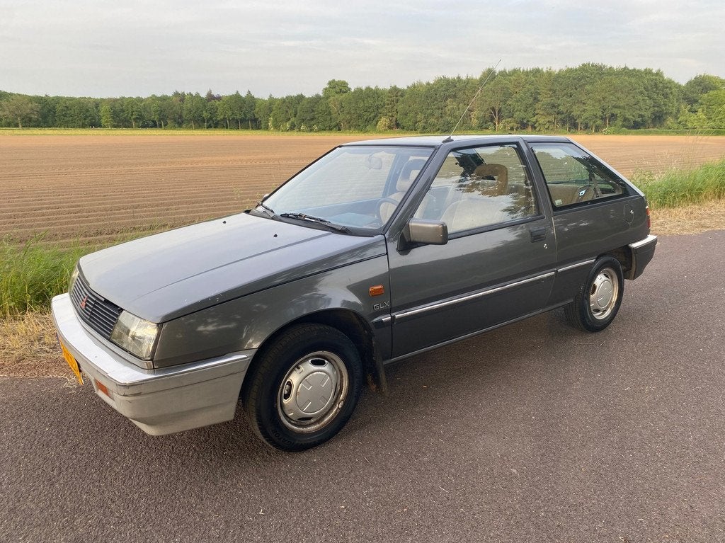 Mitsubishi Colt 1.5 GLXAutomaat, Gebruikt, 4 cilinders, 400 kg, Colt
