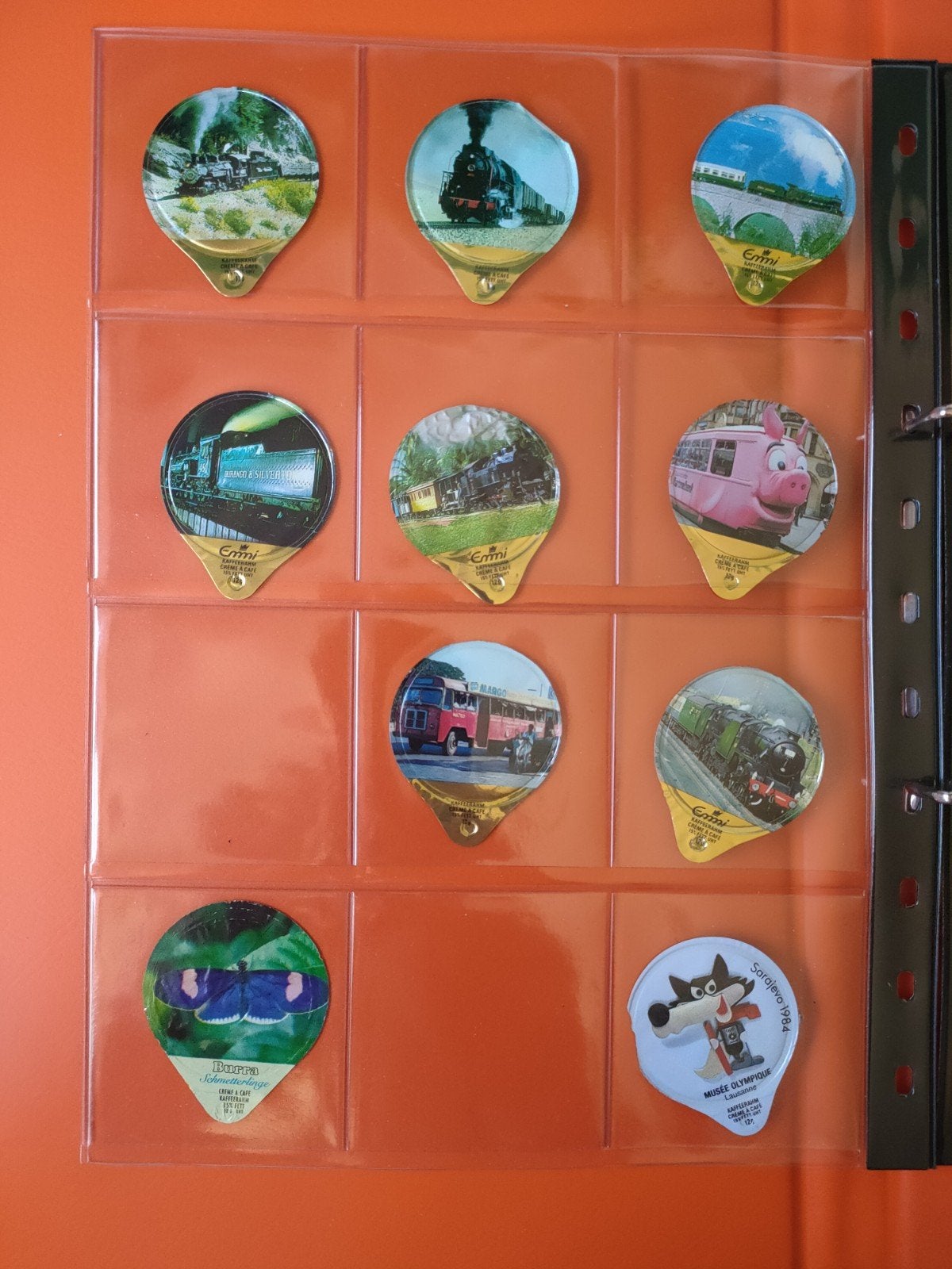 Koffiemelkcupjes collectie: treinen, circus, Ophalen of Verzenden, Zo goed als nieuw