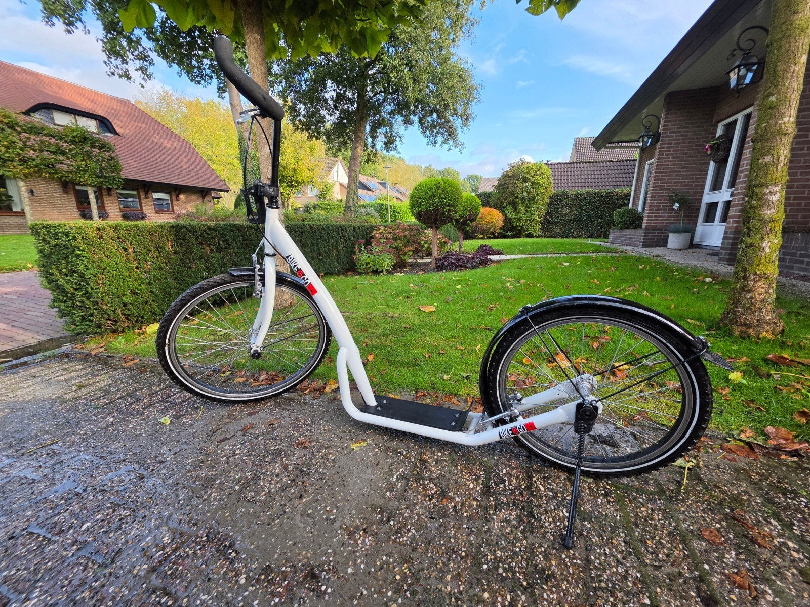 Bike2go Step met Grote Wielen - Wit, Fietsen en Brommers, Ophalen, Zo goed als nieuw, Kickbike, Bike2go