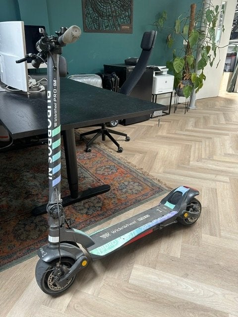 Mercane Wide Wheel Pro e-step, Fietsen en Brommers, Steps, Ophalen, Gebruikt, Elektrische step (E-scooter)