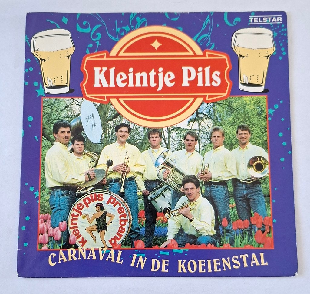 Kleintje Pils - Carnaval in de koeienstal, Gebruikt, Ophalen of Verzenden, Overige typen, Nederlandstalig
