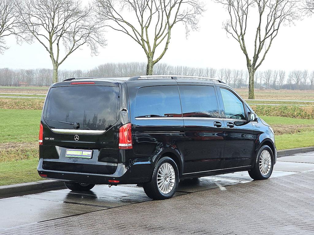 MERCEDES-BENZ EQV 300 pano 8 personen, Automaat, Gebruikt, 8 stoelen, 2535 kg