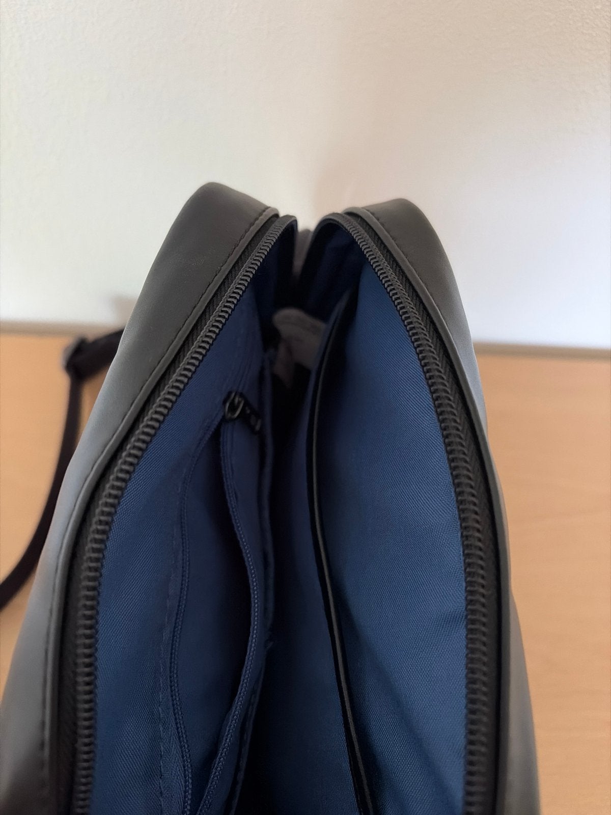 Samsonite Schoudertas - Zwart, Zo goed als nieuw, Ophalen of Verzenden, Zo goed als nieuw, Zwart, Overige merken