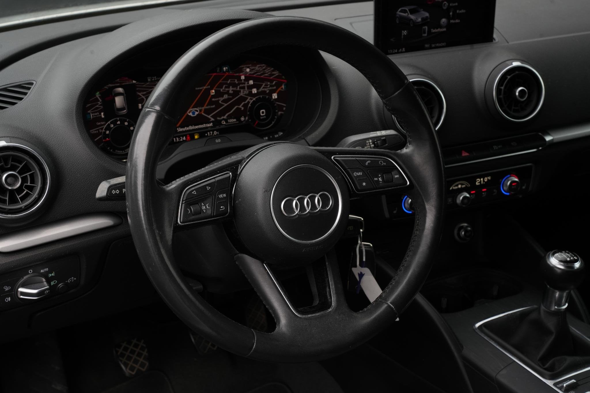 Audi A3 1.0 TFSI Sport Edition B&O Premium Audio Virtual Das, Gebruikt, Bedrijf, Handgeschakeld, 1125 kg