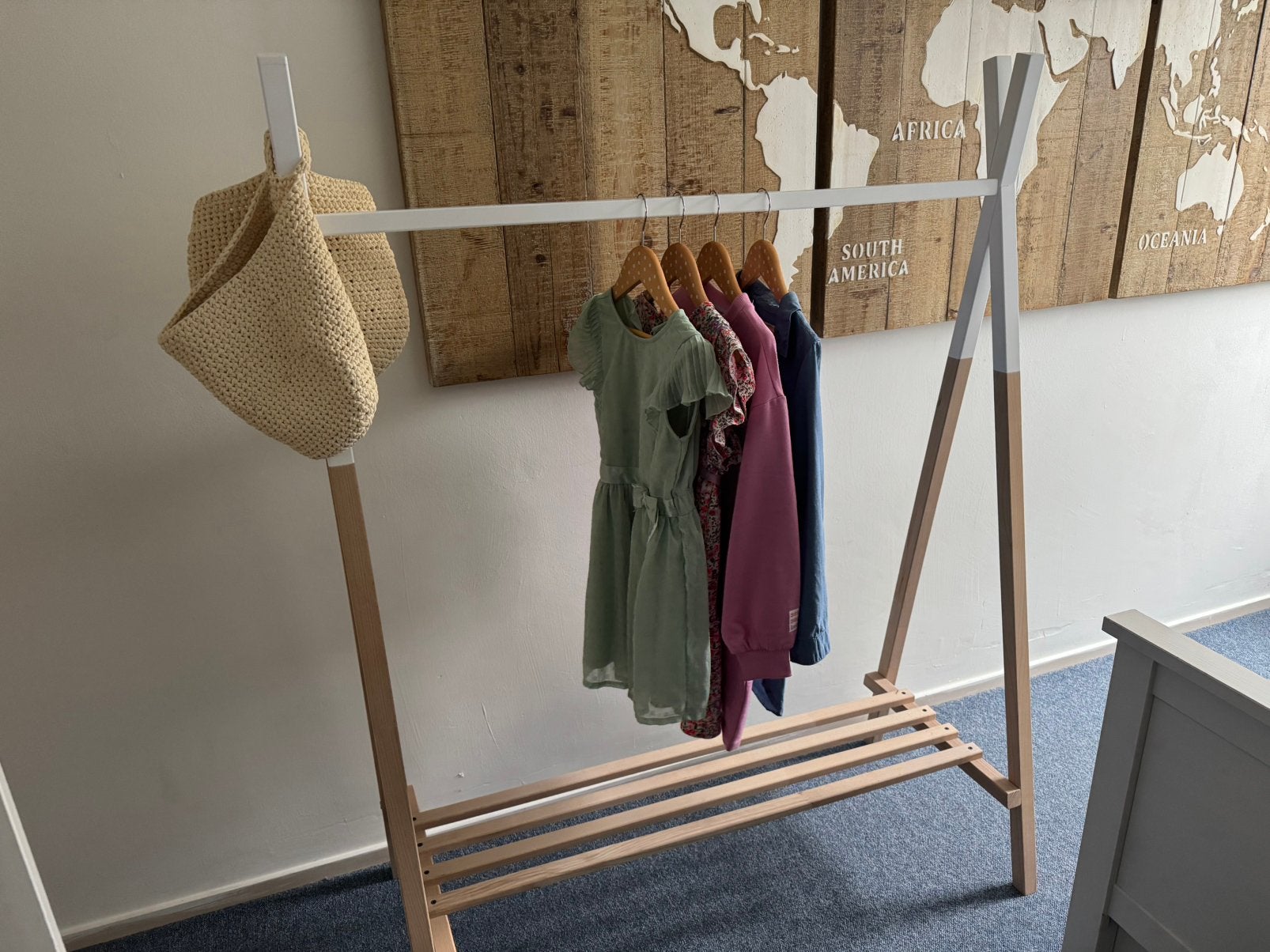 Kledingrek | hout | leuk design, Kleding | Dames, Ophalen of Verzenden, Zo goed als nieuw