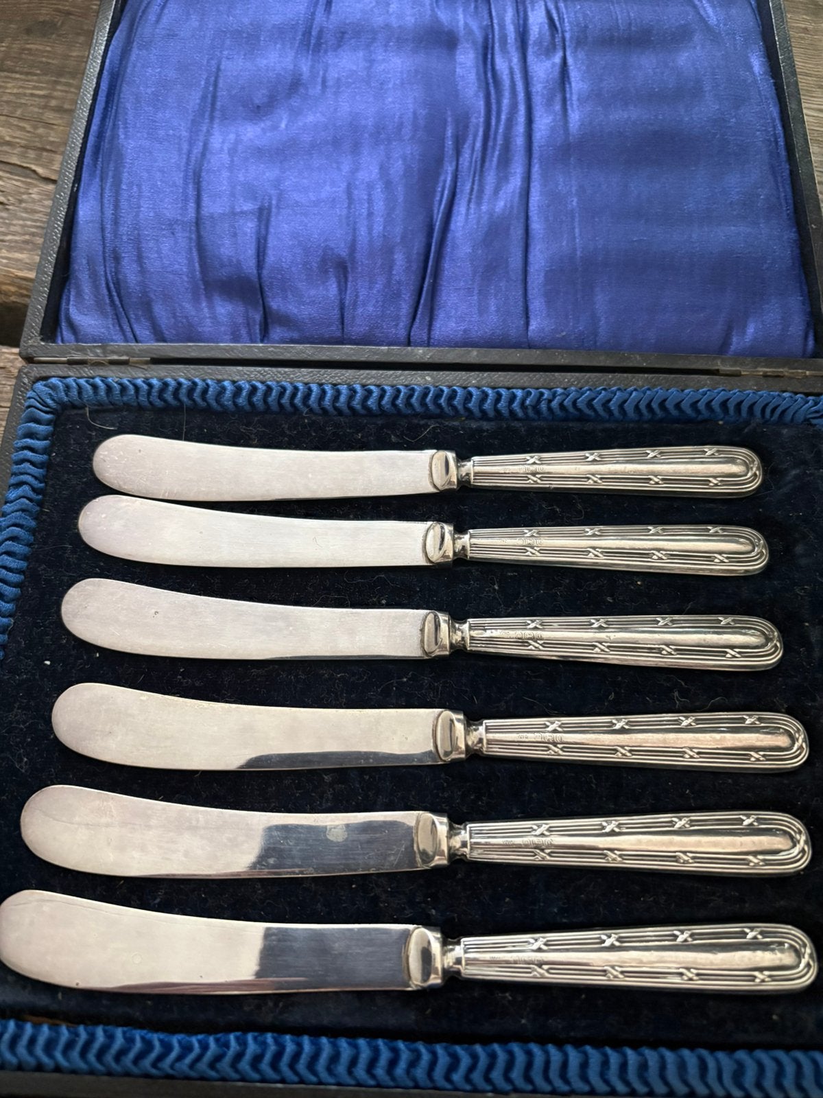 6 Antiek 1e gehalte zilveren bottermessen, Verzenden, Zilver