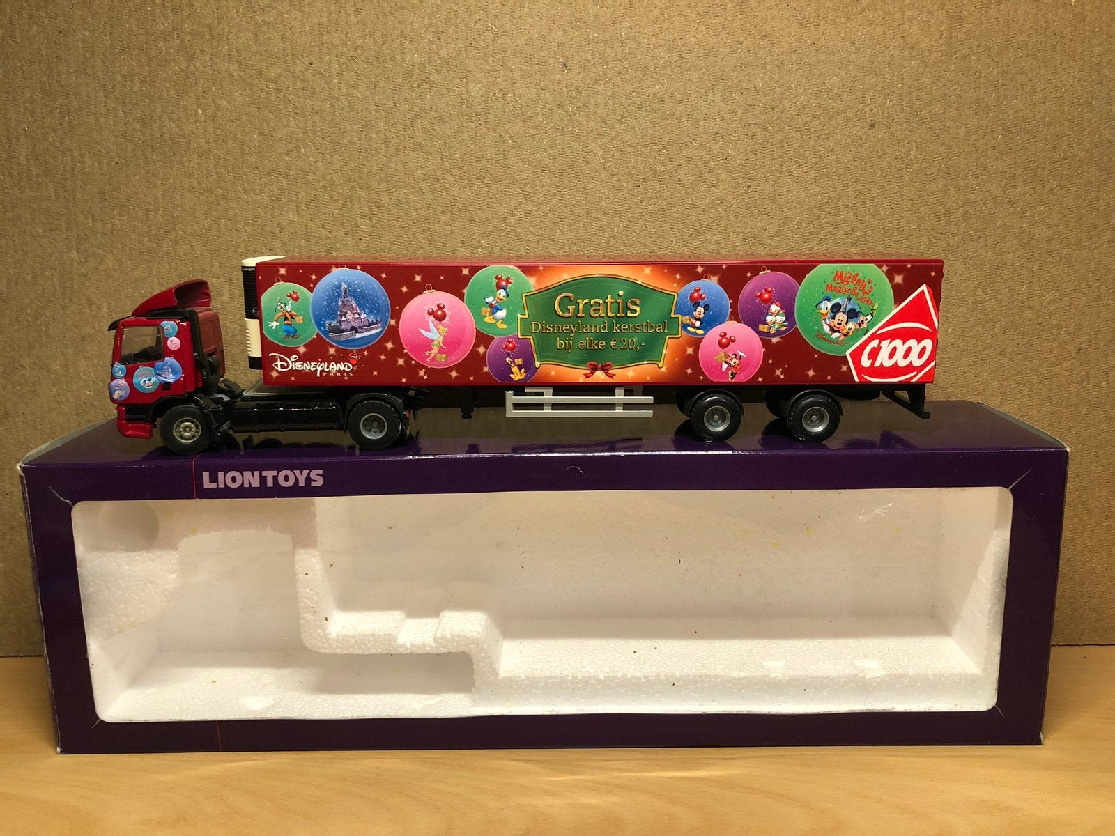 Lion toys car Daf CF Disneyland Paris C1000 collectors item., Ophalen of Verzenden, Nieuw, Bus of Vrachtwagen, Lion Toys