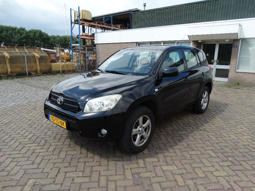 Toyota Rav4 2.0 4WD 2006 | AUTOMAAT| Park. sensoren | Airco, Automaat, 1998 cc, Stof, Beige