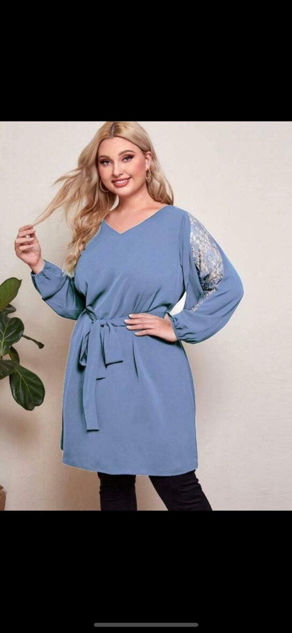 Shein Curve Blouse met Kanten Mouwen - Maat 5XL, Kleding | Dames, Verzenden, Zo goed als nieuw, Blauw, Blouse of Tuniek