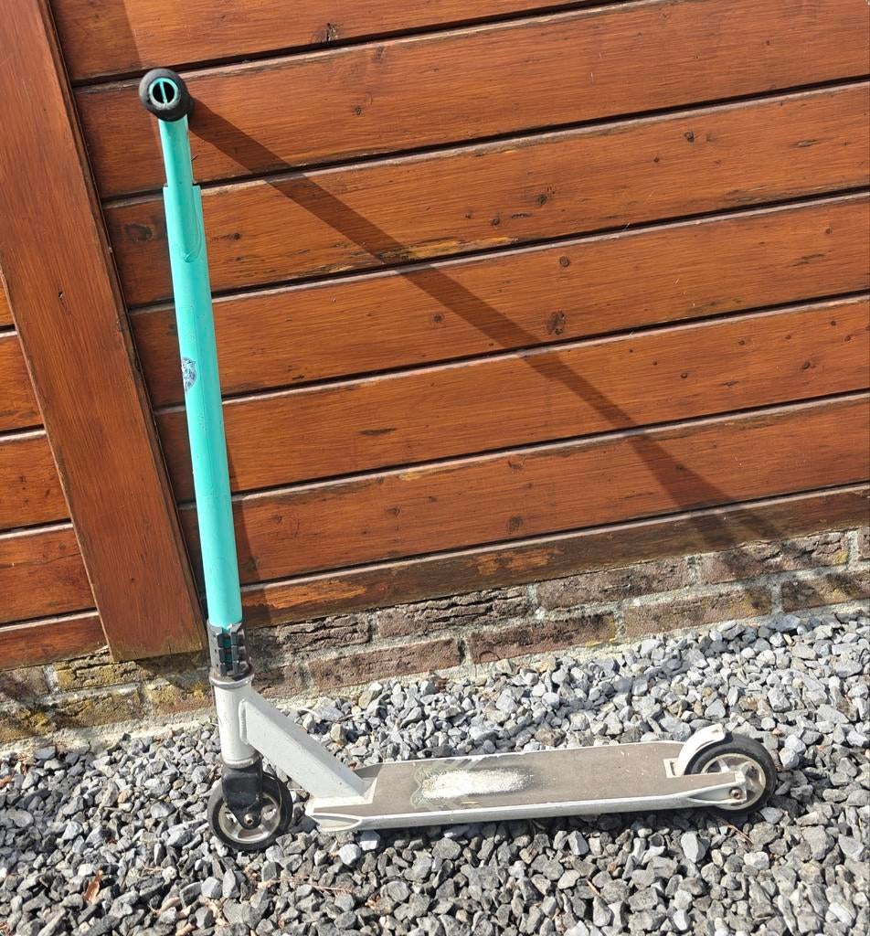 Stuntstep met turquoise stuur, Ophalen of Verzenden