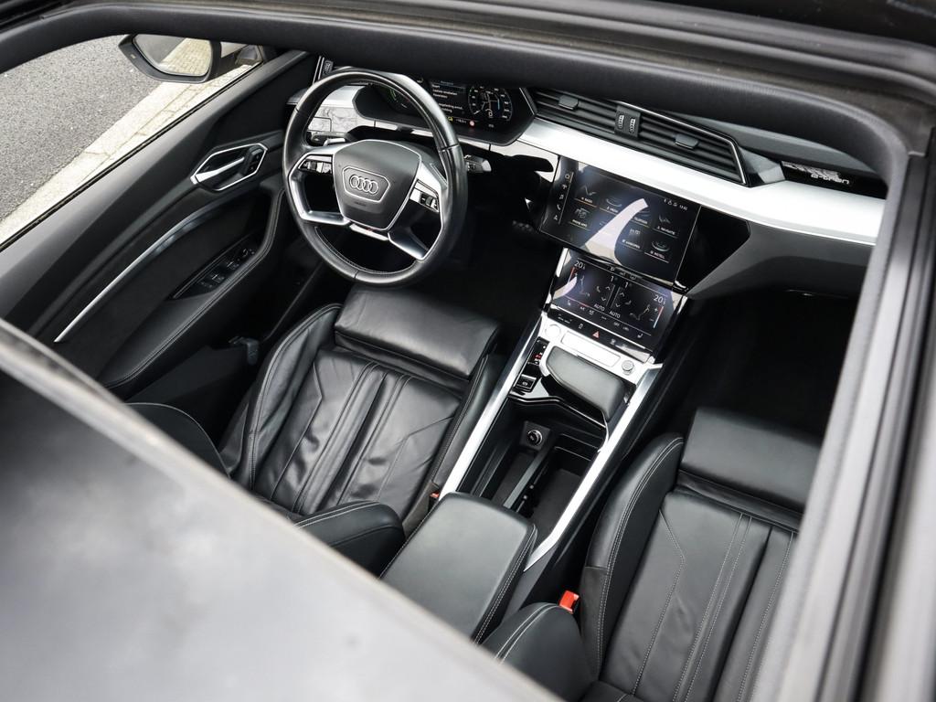 Audi e-tron Sportback 55 quattro S edition 95 kWh 3-Fase 2e-, Auto's, Automaat, Zwart, Vierwielaandrijving, 408 pk