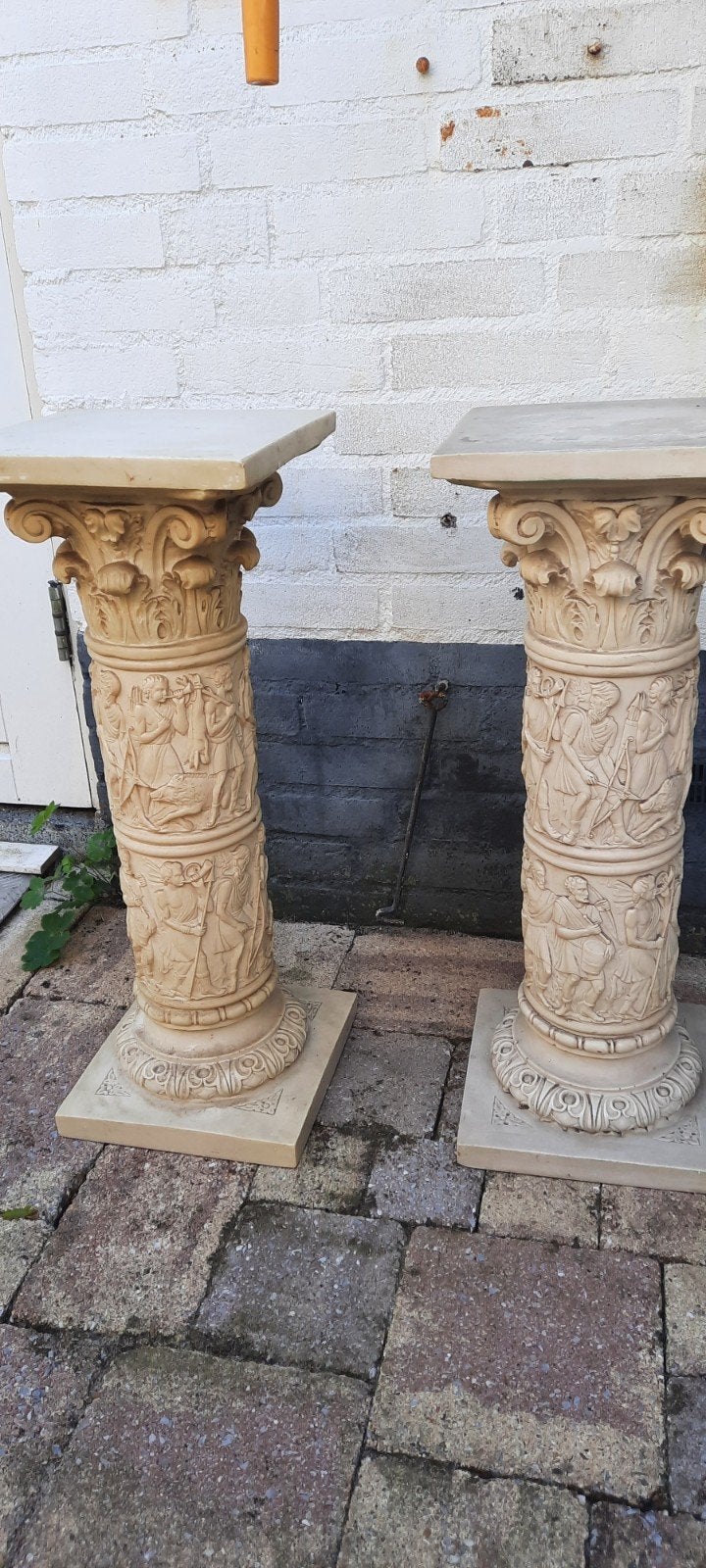 Decoratieve zuil met klassieke reliëfs, Tuin en Terras, Ophalen, Gebruikt