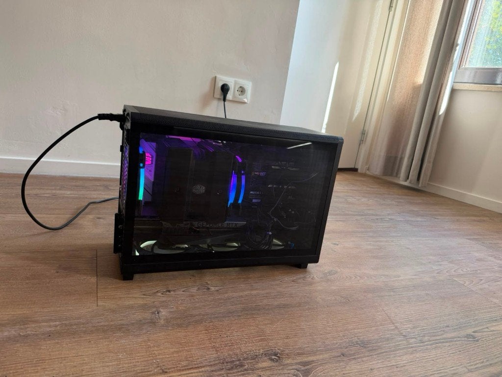 GAME PC COMPACT 9800X3D 32 GB DDR5 RTX 3080 1 TB M.2 SSD, Ophalen, 32 GB, Zelf gebouwde pc, Zo goed als nieuw