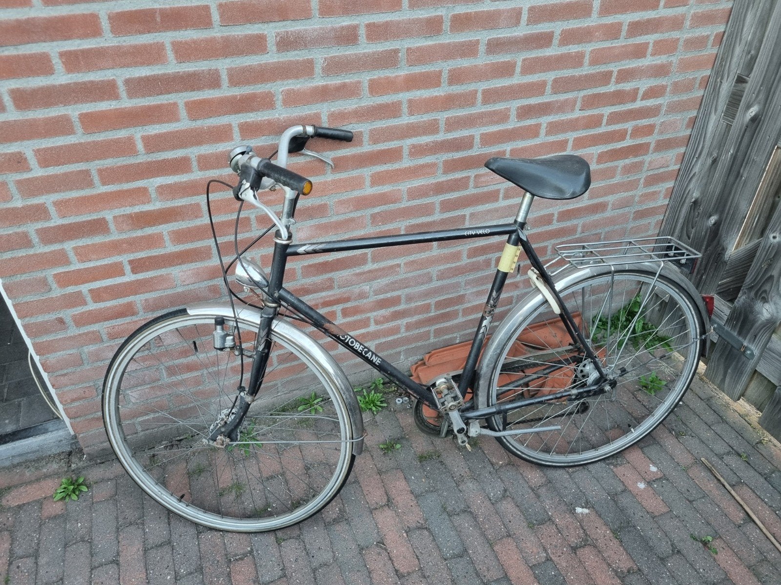 Herenfiets merk motobecane city velo (stationsfiets), Gebruikt, Versnellingen, Trommelrem, Ophalen