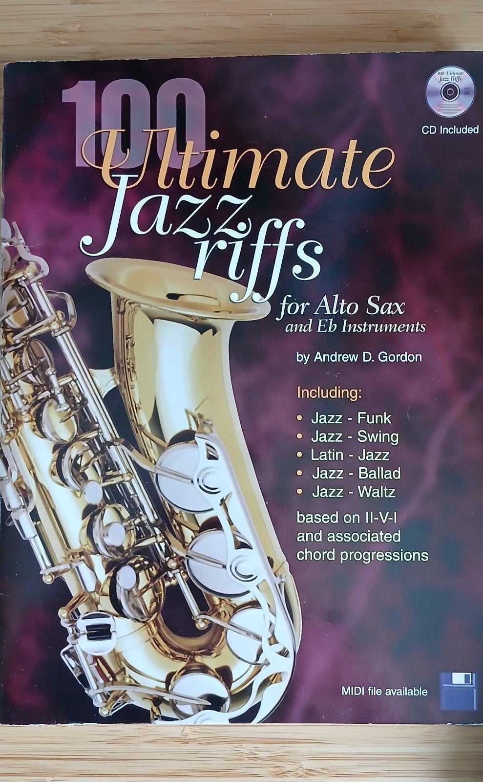 100 Ultimate Jazz Riffs voor Saxofoon en Eb Instrumenten, Gebruikt, Ophalen of Verzenden, Jazz, Saxofoon