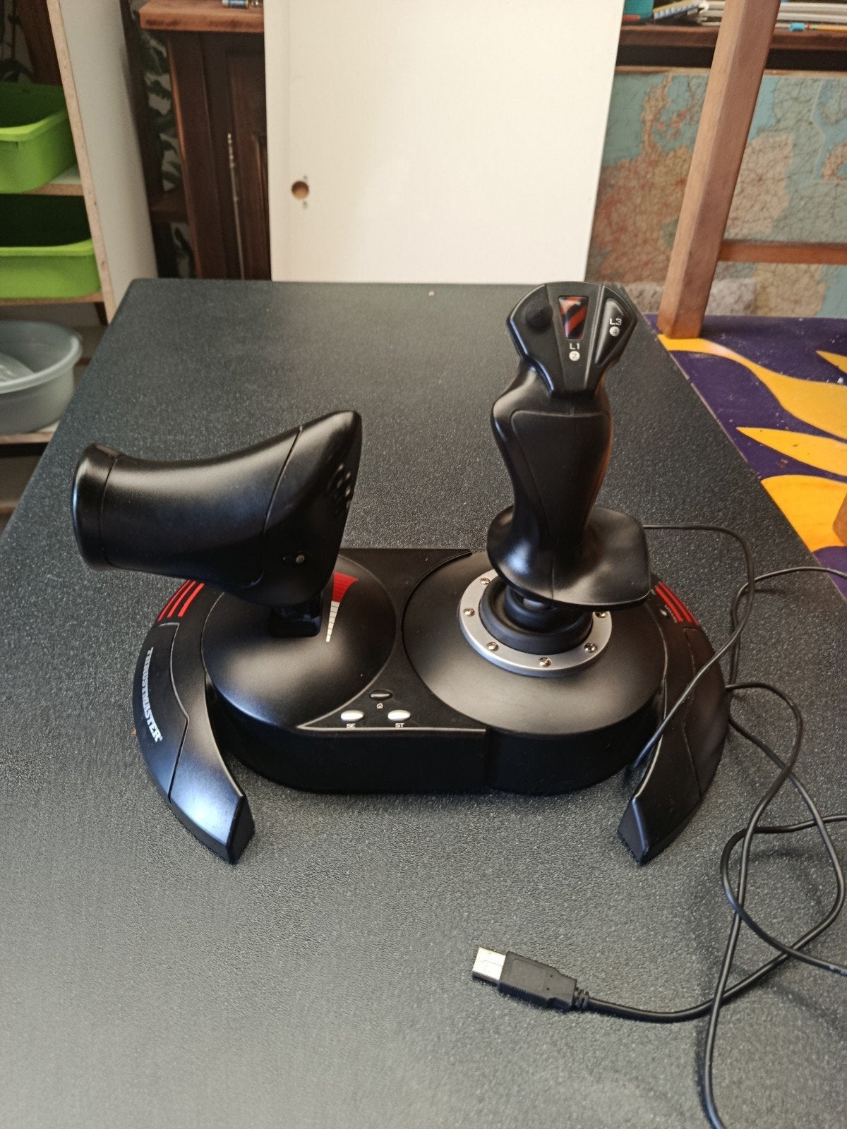 Thrustmaster flight simulator, Computers en Software, Joysticks, Nieuw, Ophalen of Verzenden