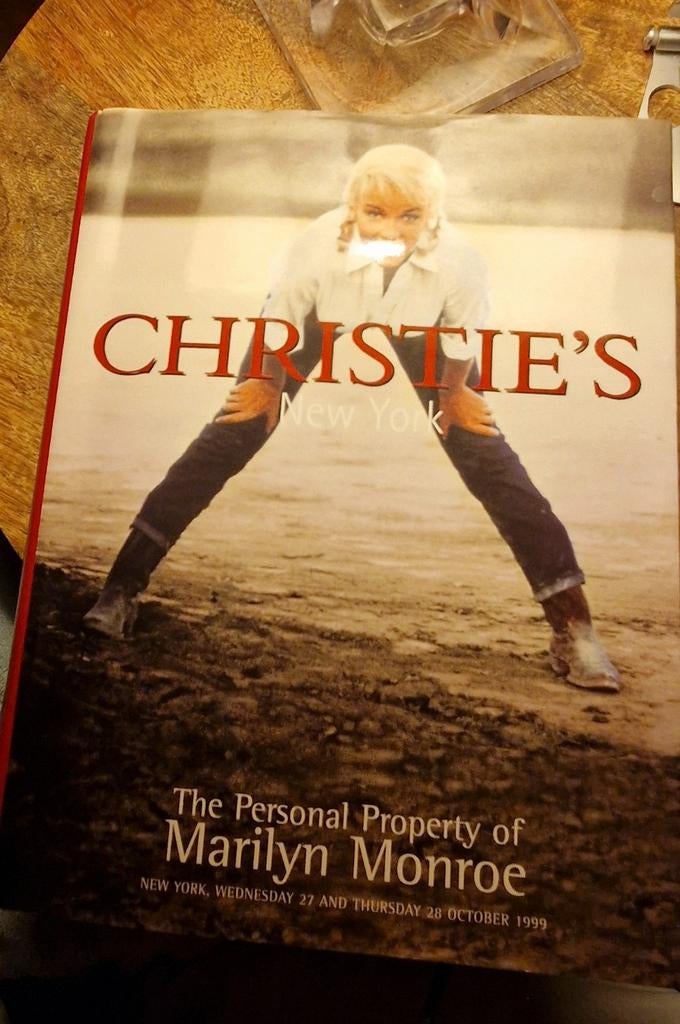 Christie's Veilingcatalogus Marilyn Monroe 1999, Christie's, Ophalen of Verzenden, Zo goed als nieuw, Catalogus