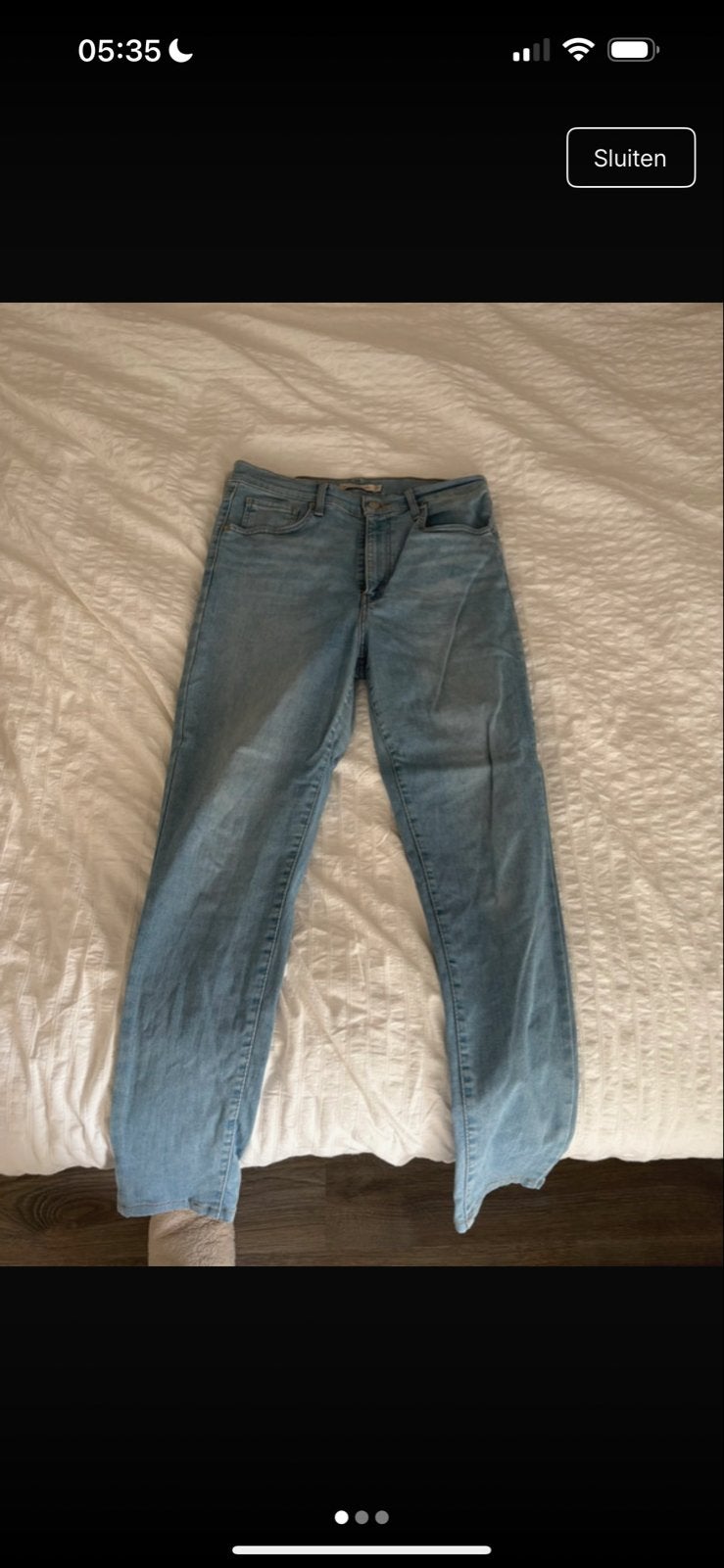 Levi's 311 Shaping Skinny Jeans, Ophalen of Verzenden, Zo goed als nieuw, Blauw, W30 - W32 (confectie 38/40)
