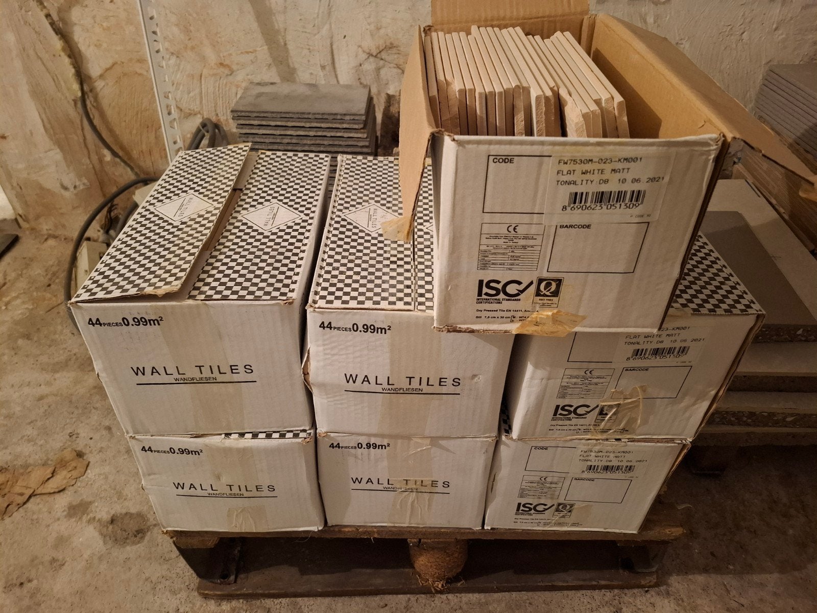Mat wit wandtegels 7,5 x 30cm ca. 6m2, Ophalen, Nieuw, 20 tot 40 cm, Wandtegels