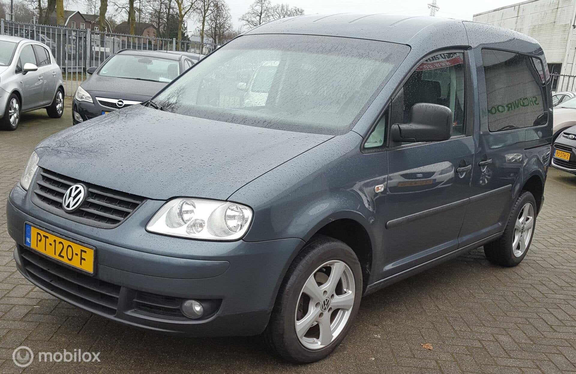 Volkswagen Caddy Combi 1.4 Comfortline 5 ZP., Auto's, Gebruikt, 1288 kg, Verwarmde buitenspiegels, Euro 4