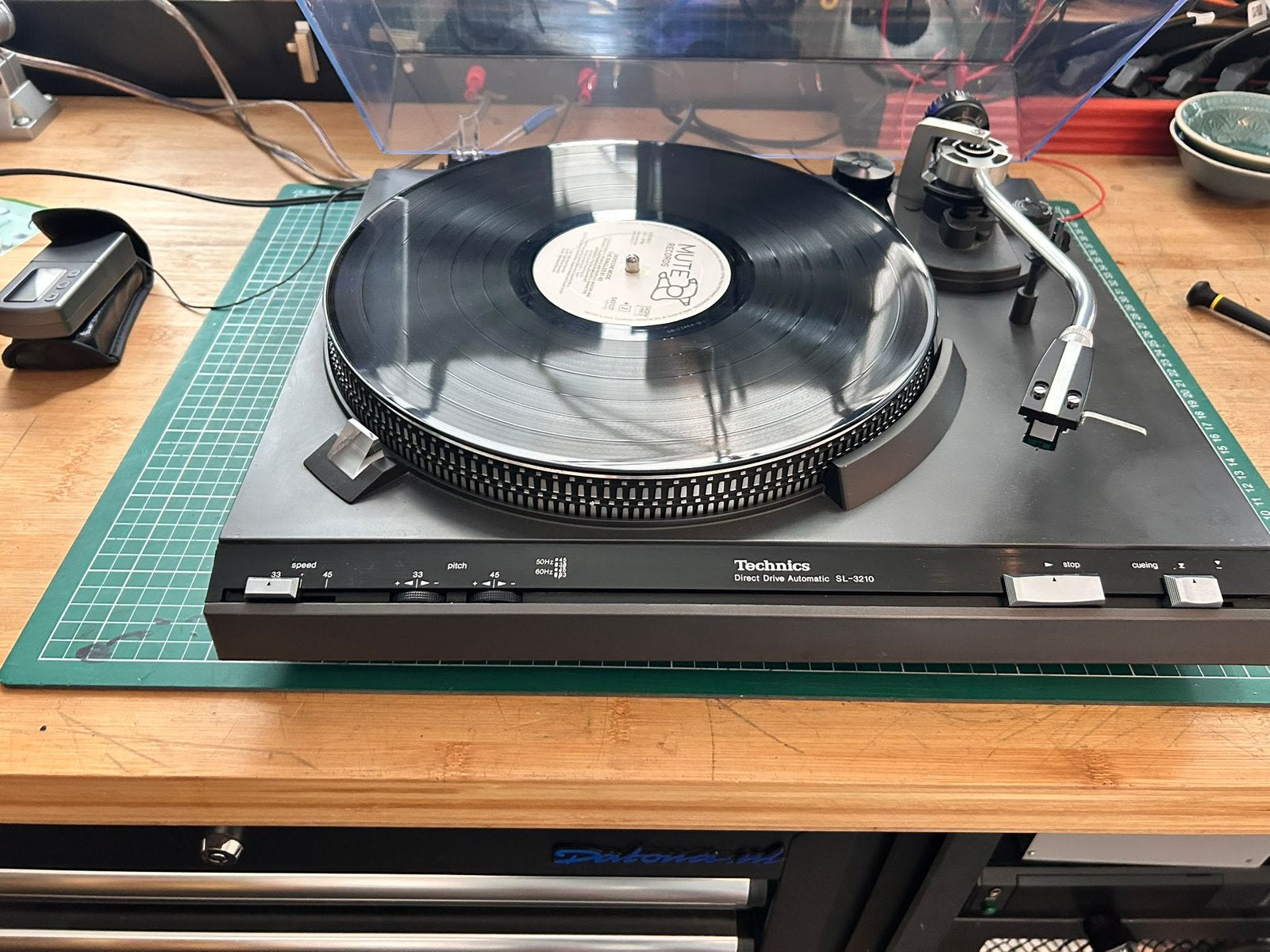Technics SL-3210 platenspeler - Recent nagekeken, Ophalen of Verzenden, Zo goed als nieuw, Technics