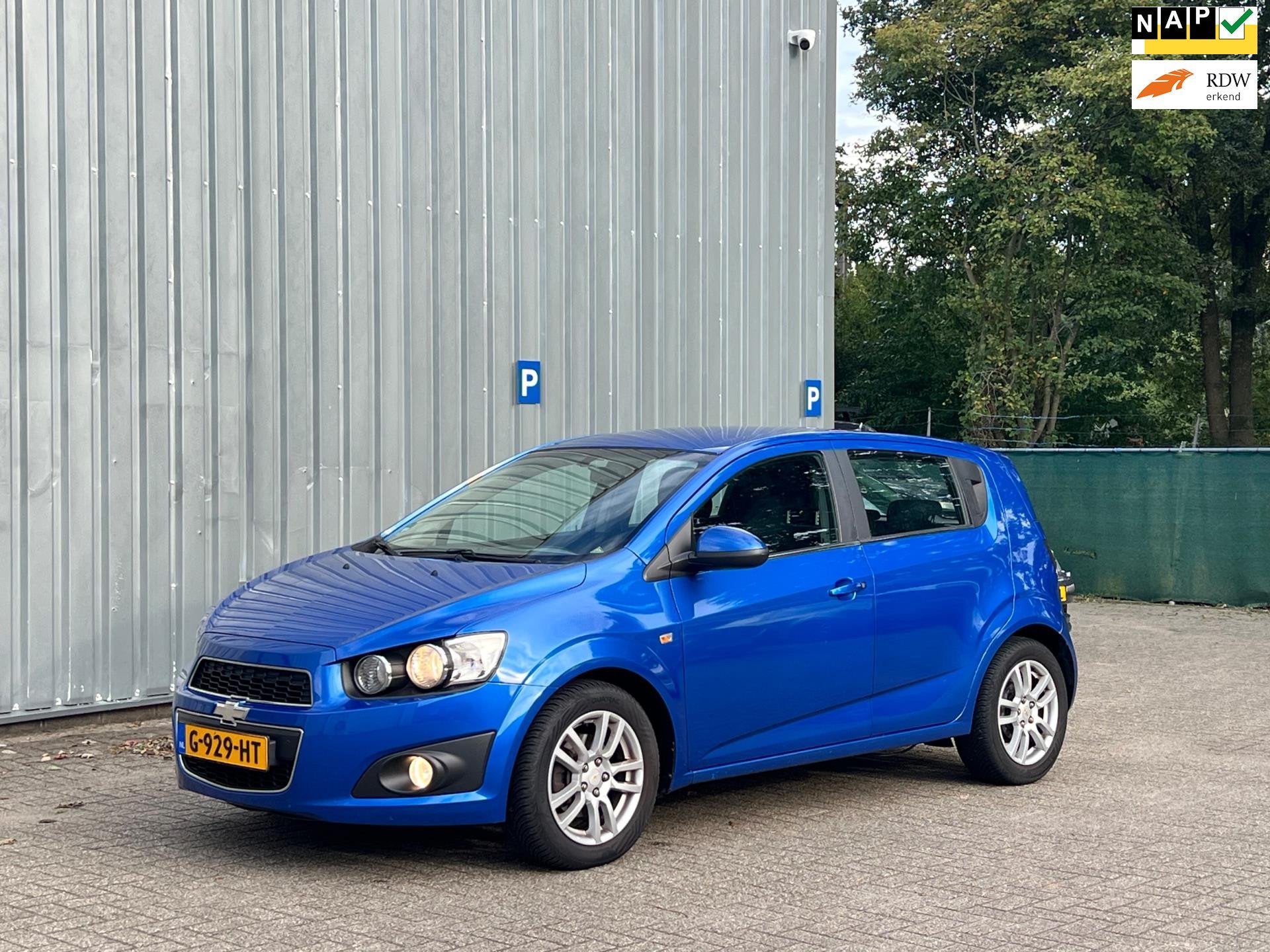 Chevrolet Aveo 1.6 / 5drs / Airco + Cruise / Nette Auto, Auto's, Voorwielaandrijving, Euro 5, Gebruikt, Aveo