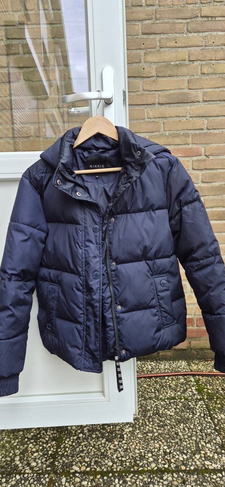 Nikkie gewatteerde jas - Maat 34 (XS), Blauw, Ophalen of Verzenden, Zo goed als nieuw, Nikkie