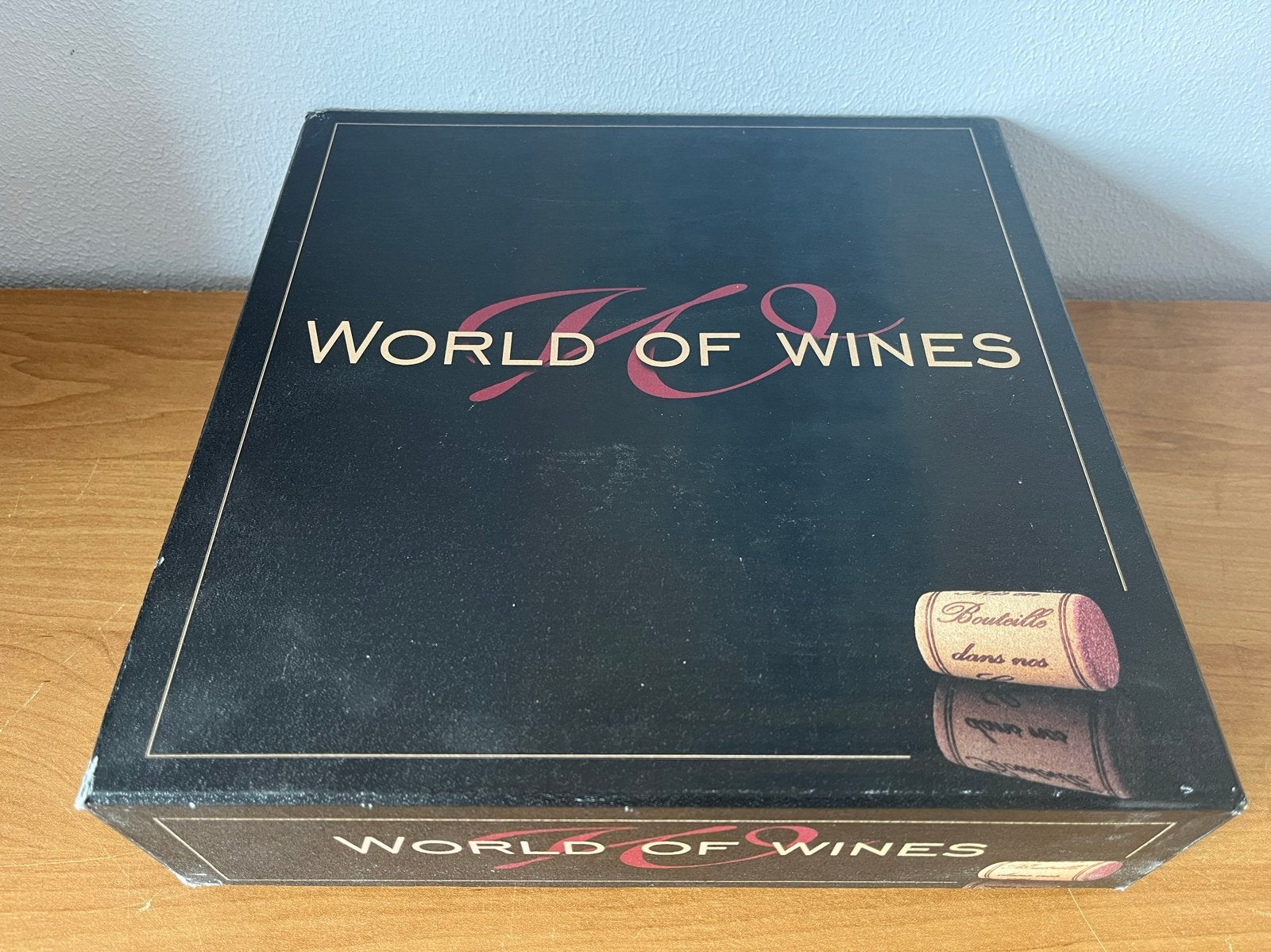 World of Wines - Het wijnspel voor iedereen, Hobby en Vrije tijd, Drie of vier spelers, Ophalen of Verzenden, Zo goed als nieuw