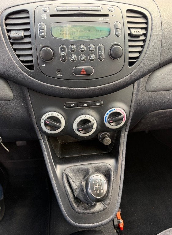 Hyundai I10 1.1 Dynamic Cool AIRCO NETTE AUTO RIJDT GOED NAP, Voorwielaandrijving, Gebruikt, 31 €/maand, 4 cilinders