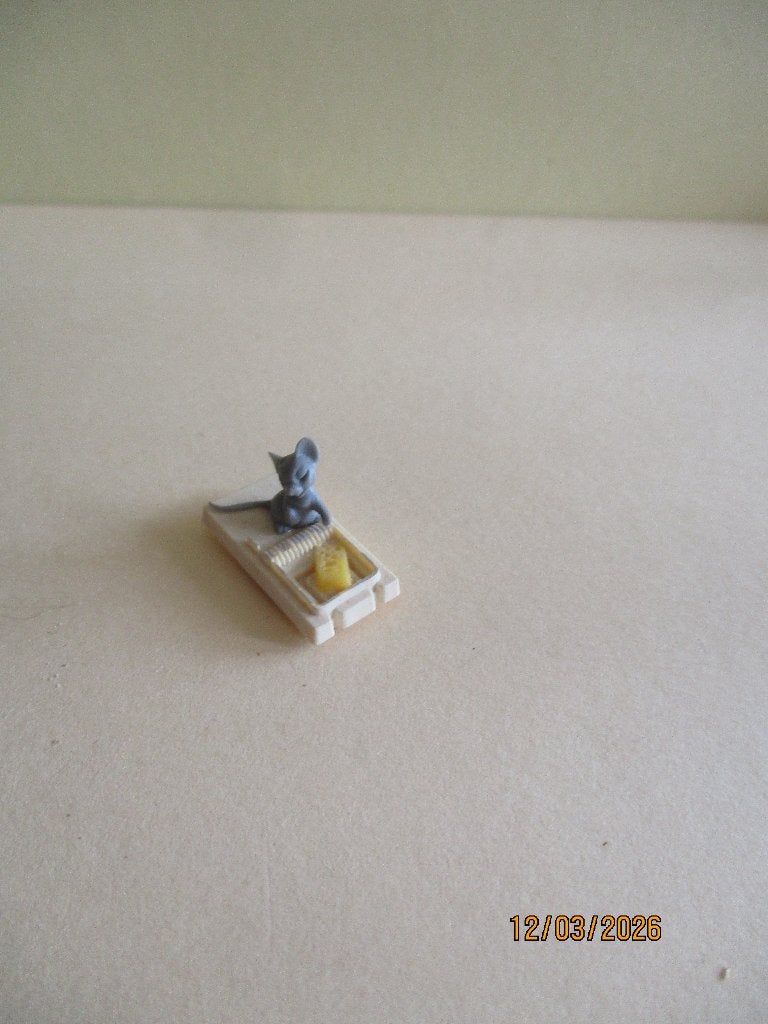poppenhuismuis met val kunststof, Ophalen of Verzenden, Zo goed als nieuw, Decoratie