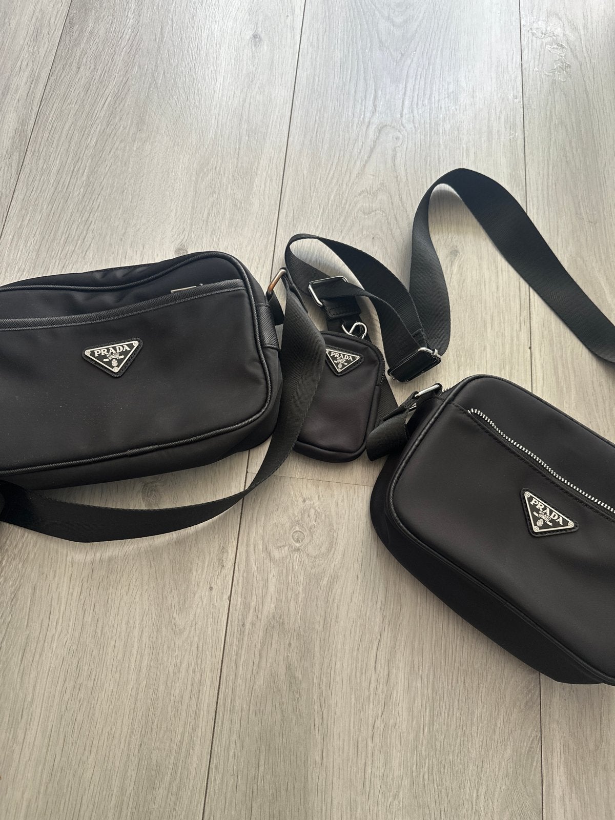 Prada schoudertas met mini tasje Zwart 2X, Ophalen of Verzenden, Zo goed als nieuw, Zwart, Schoudertasje