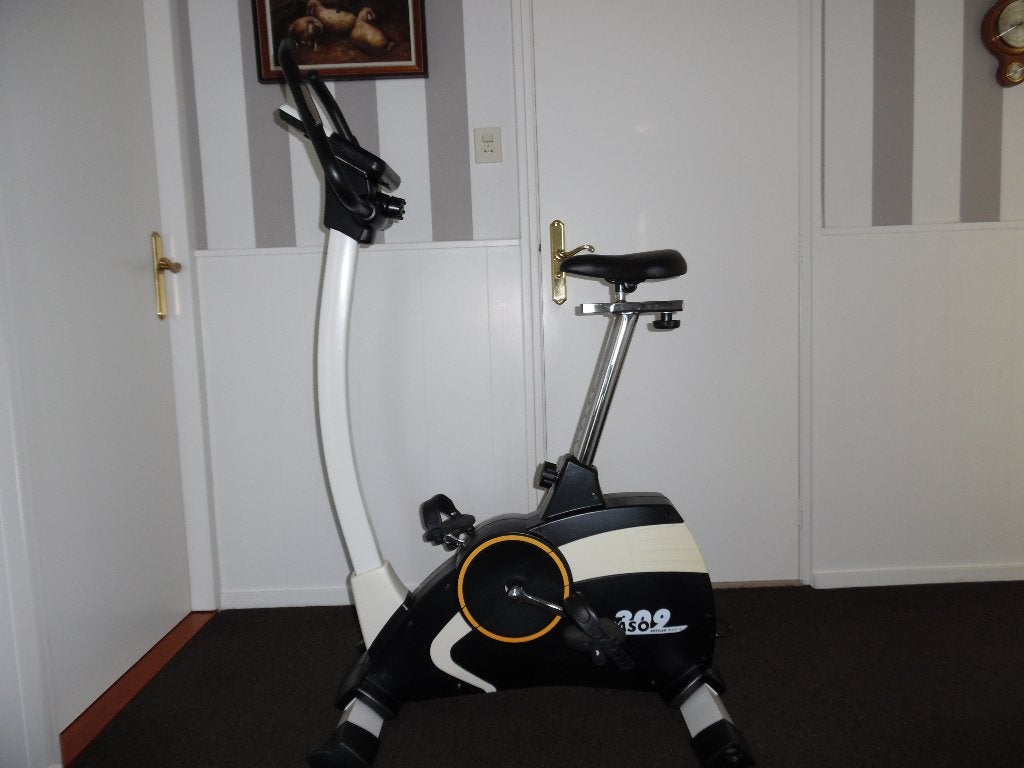 Te koop, nette kettler hometrainer weinig gebruikt, Ophalen, Gebruikt, Hometrainer