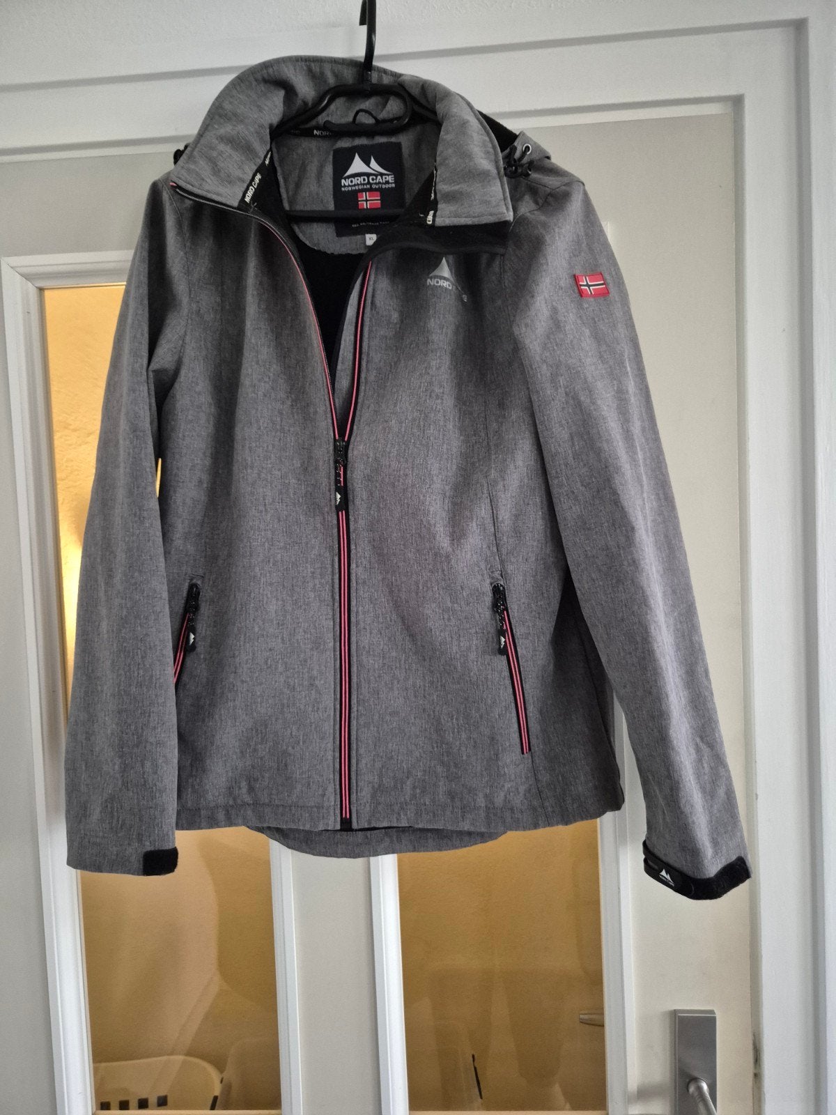 dames softshell jas maat XL, Kleding | Dames, Ophalen, Maat 46/48 (XL) of groter, Grijs, Gedragen