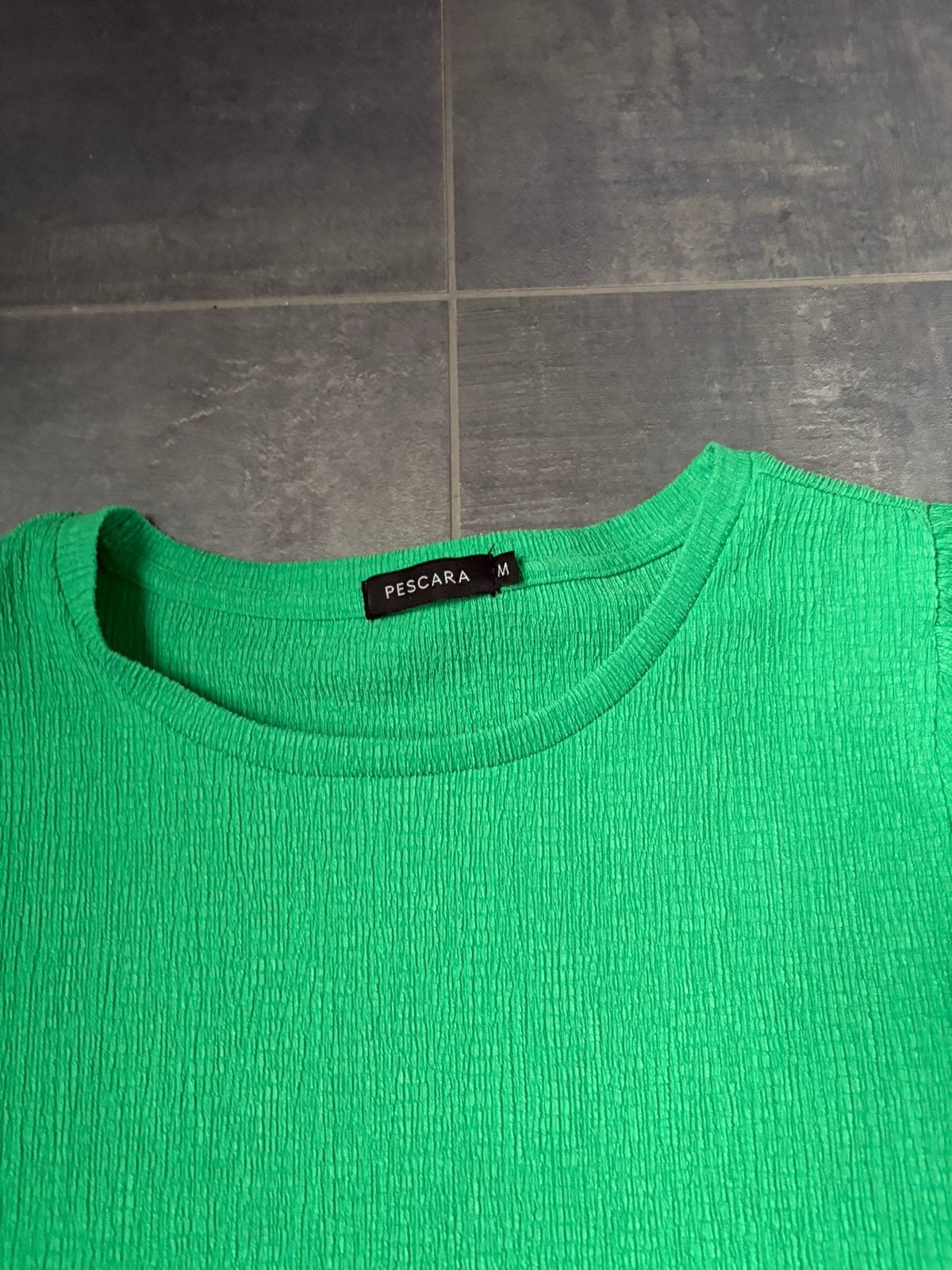 Groene dames top, Ophalen of Verzenden, Zo goed als nieuw, Groen, Zonder mouw