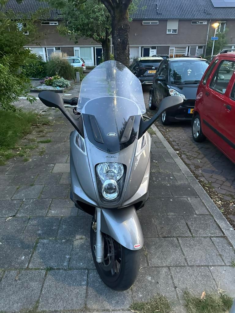 Gilera gp800 eventueel te ruil, Fietsen en Brommers, Brommeronderdelen | Scooters, Zo goed als nieuw, Blok, Ophalen of Verzenden
