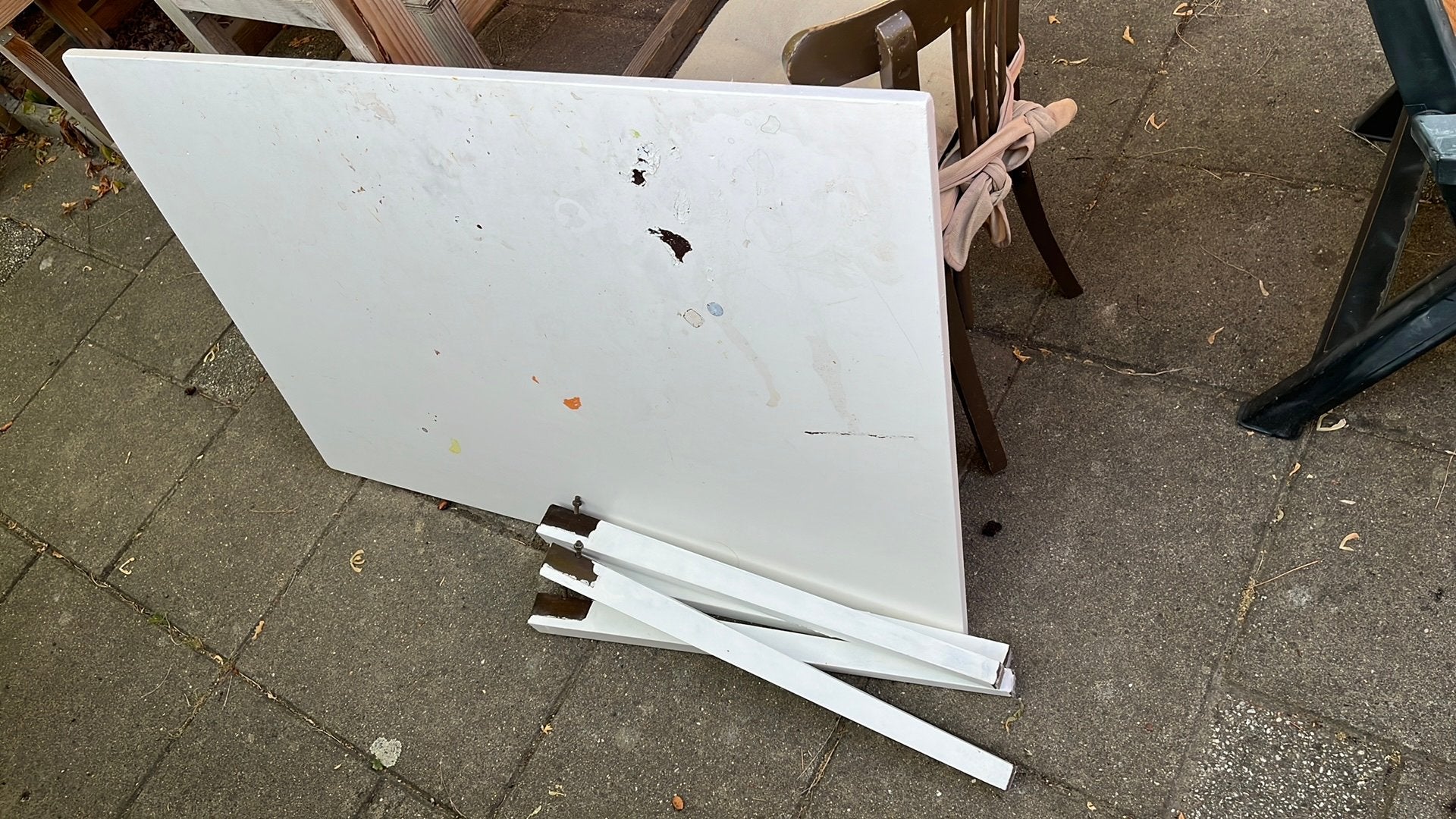 Gratis tafel, gratis gebracht (in de buurt), Ophalen, Gebruikt, 100 tot 150 cm, 50 tot 100 cm