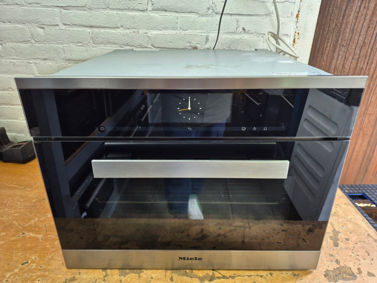 NIEUW MODEl MIELE DGC 6805 COMBI-STOOM OVEN TE KOOP
Deze Inb, Minder dan 45 cm, Gebruikt, Hete lucht, 60 cm of meer