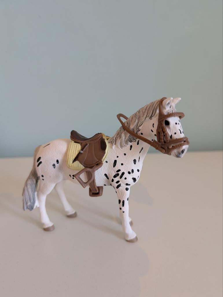 Schleich Knabstrupper merrie 13910, Ophalen of Verzenden, Zo goed als nieuw, Paard, Beeldje of Figuurtje