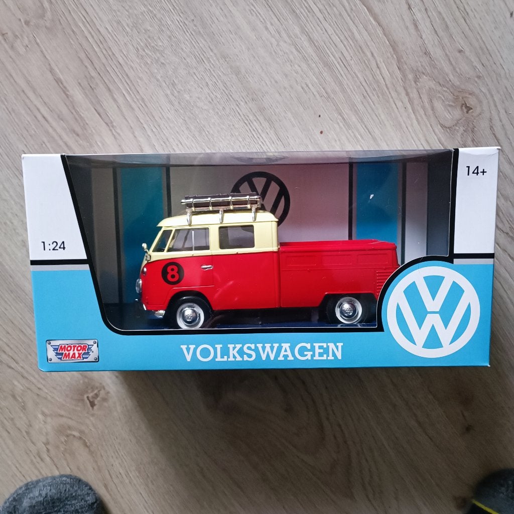 Volkswagen T1 Doka Rood wit 1/24 Motormax nieuw, Ophalen of Verzenden, Nieuw