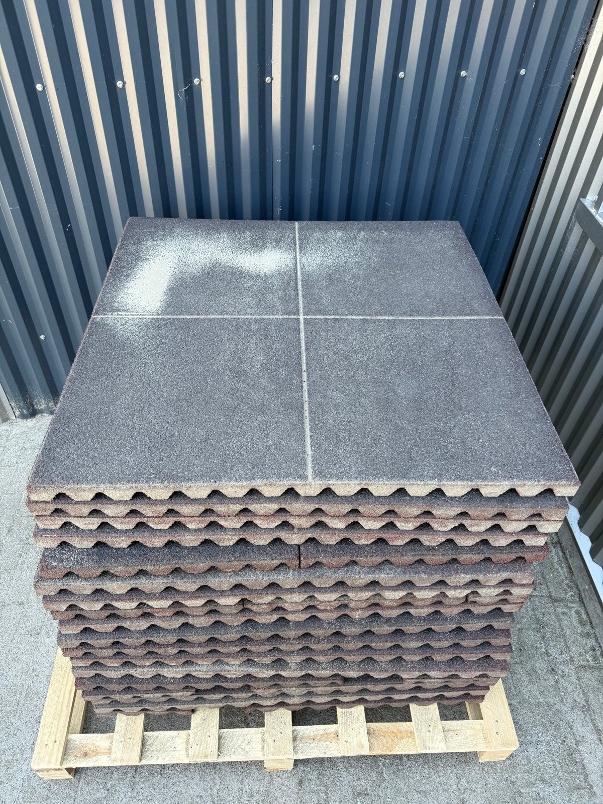 Gebruikte rubberen tegels NEN1177 voor speeltoestellen, Ophalen, Gebruikt, 60 cm of meer, 10 m² of meer