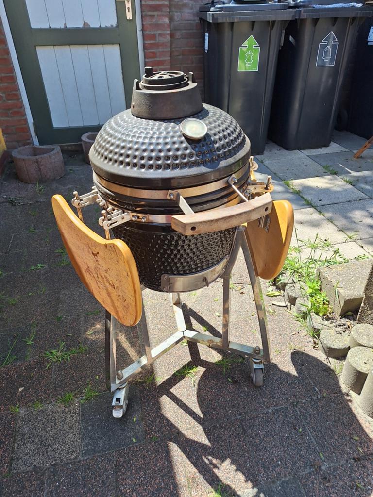 BBQ ei te koop - 45 cm diagonaal, Ophalen of Verzenden