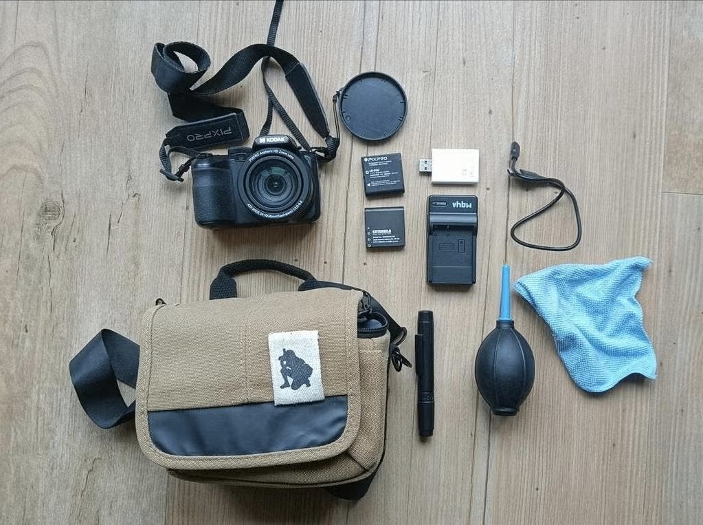 Kodak Pixpro AZ425 compact camera, 20 Megapixel, Compact, Ophalen of Verzenden, Zo goed als nieuw